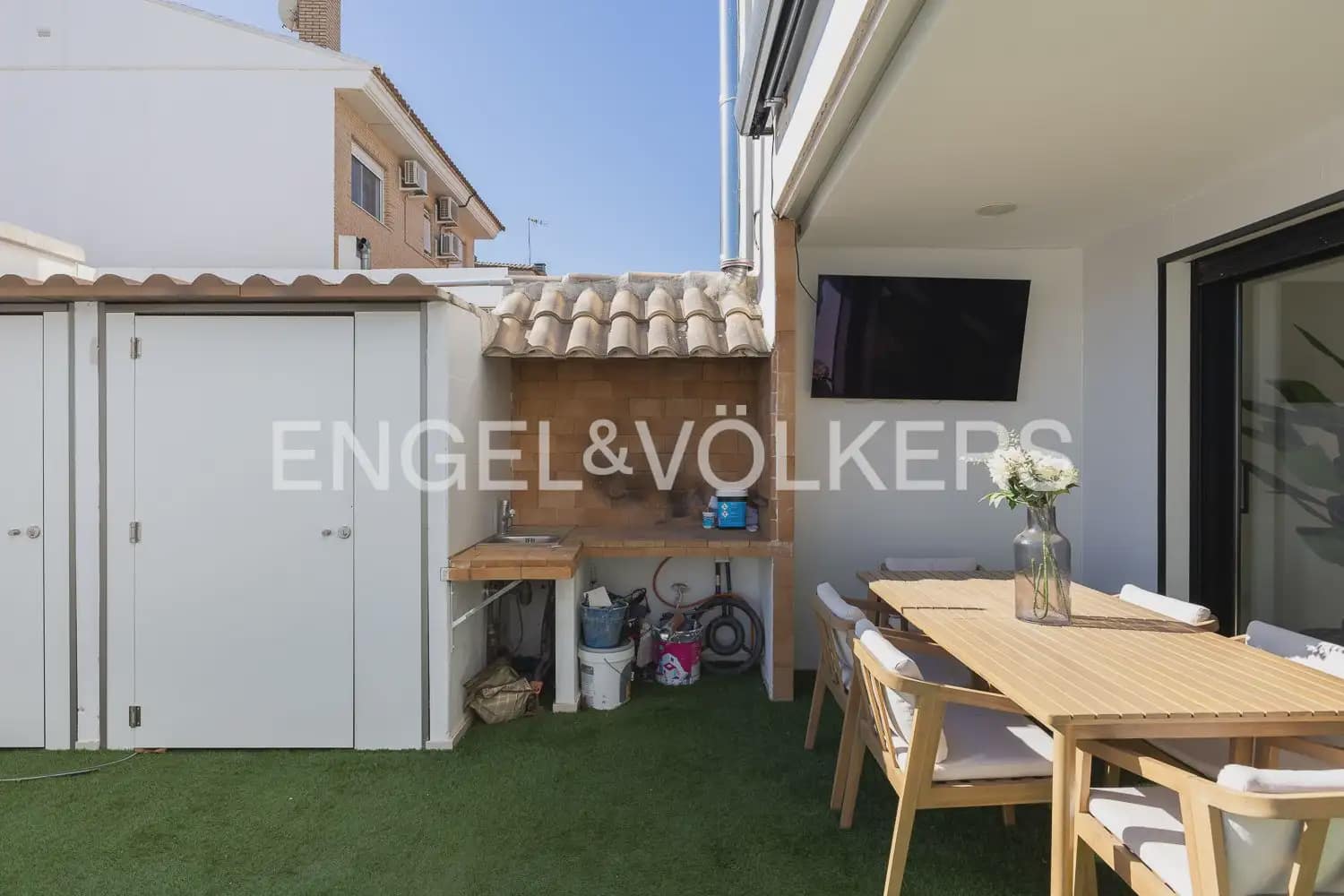 6 bedroom Villa for sale in Picanya with pool garage - € 775,000 (Ref: 9898081)