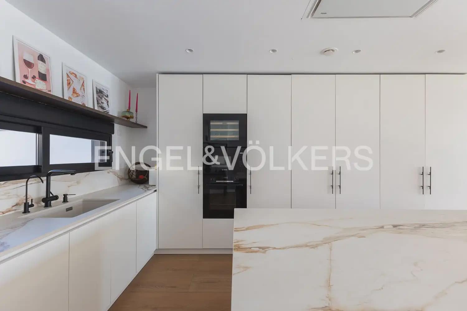 6 bedroom Villa for sale in Picanya with pool garage - € 775,000 (Ref: 9898081)