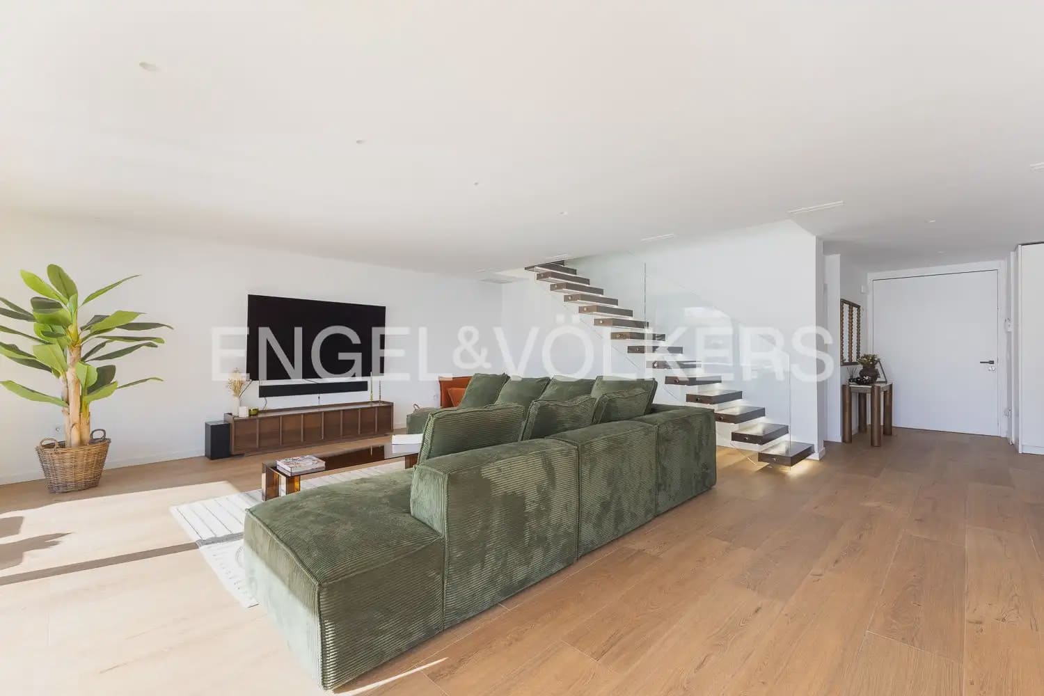 6 bedroom Villa for sale in Picanya with pool garage - € 775,000 (Ref: 9898081)