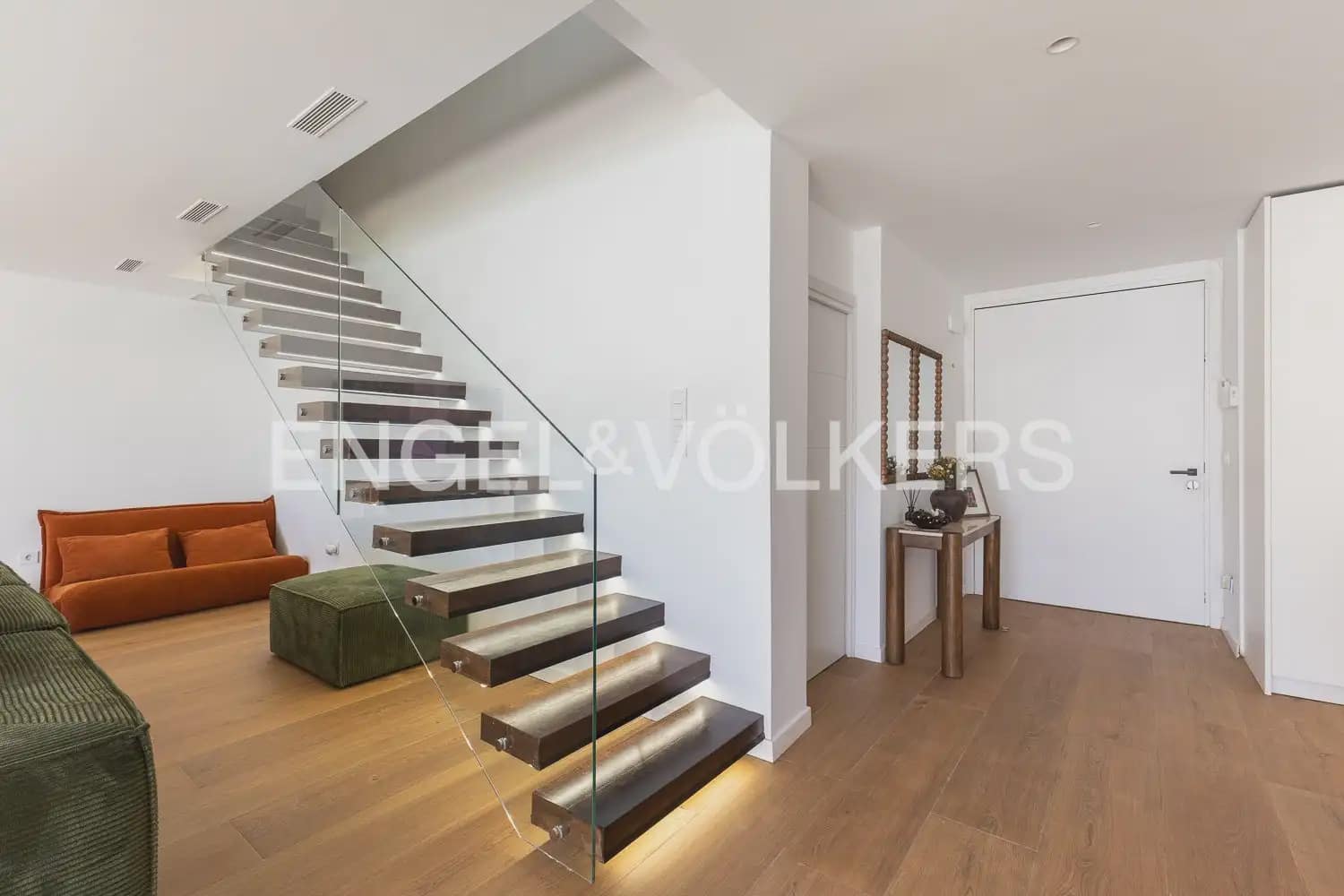 6 bedroom Villa for sale in Picanya with pool garage - € 775,000 (Ref: 9898081)