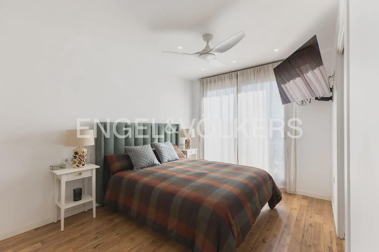 6 bedroom Villa for sale in Picanya with pool garage - € 775,000 (Ref: 9898081)