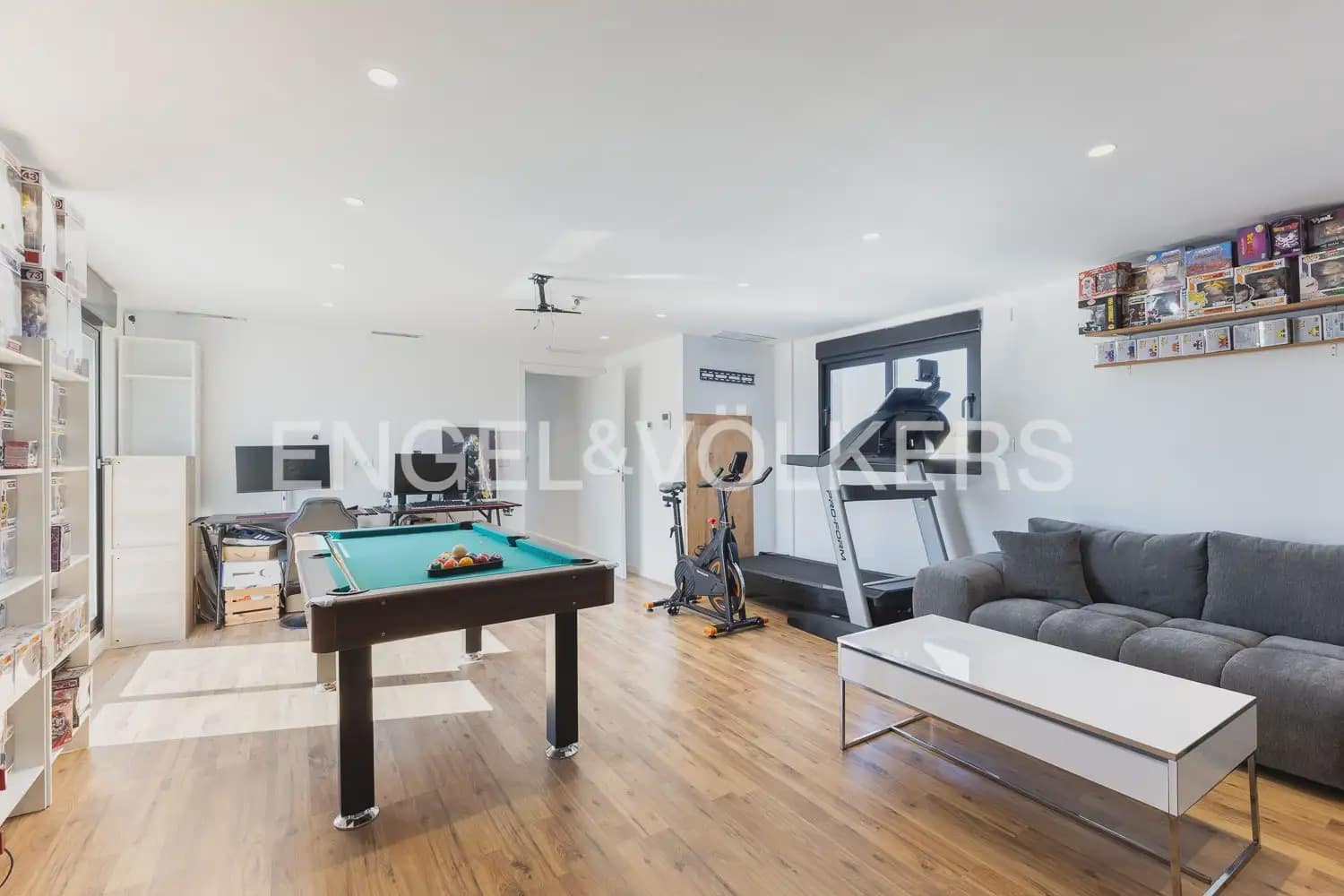 6 bedroom Villa for sale in Picanya with pool garage - € 775,000 (Ref: 9898081)