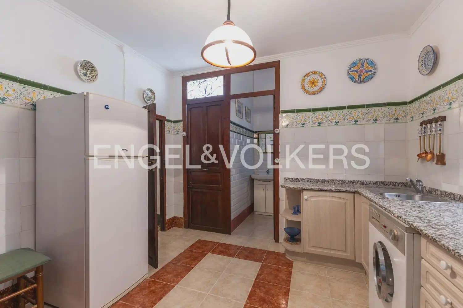 5 bedroom Townhouse for sale in Montesa with garage - € 199,000 (Ref: 9898082)