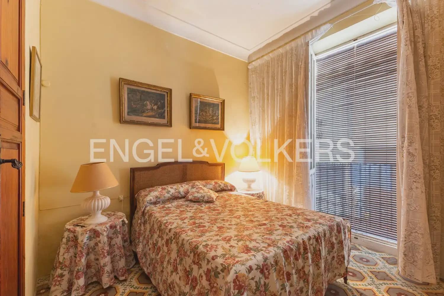 5 bedroom Townhouse for sale in Montesa with garage - € 199,000 (Ref: 9898082)