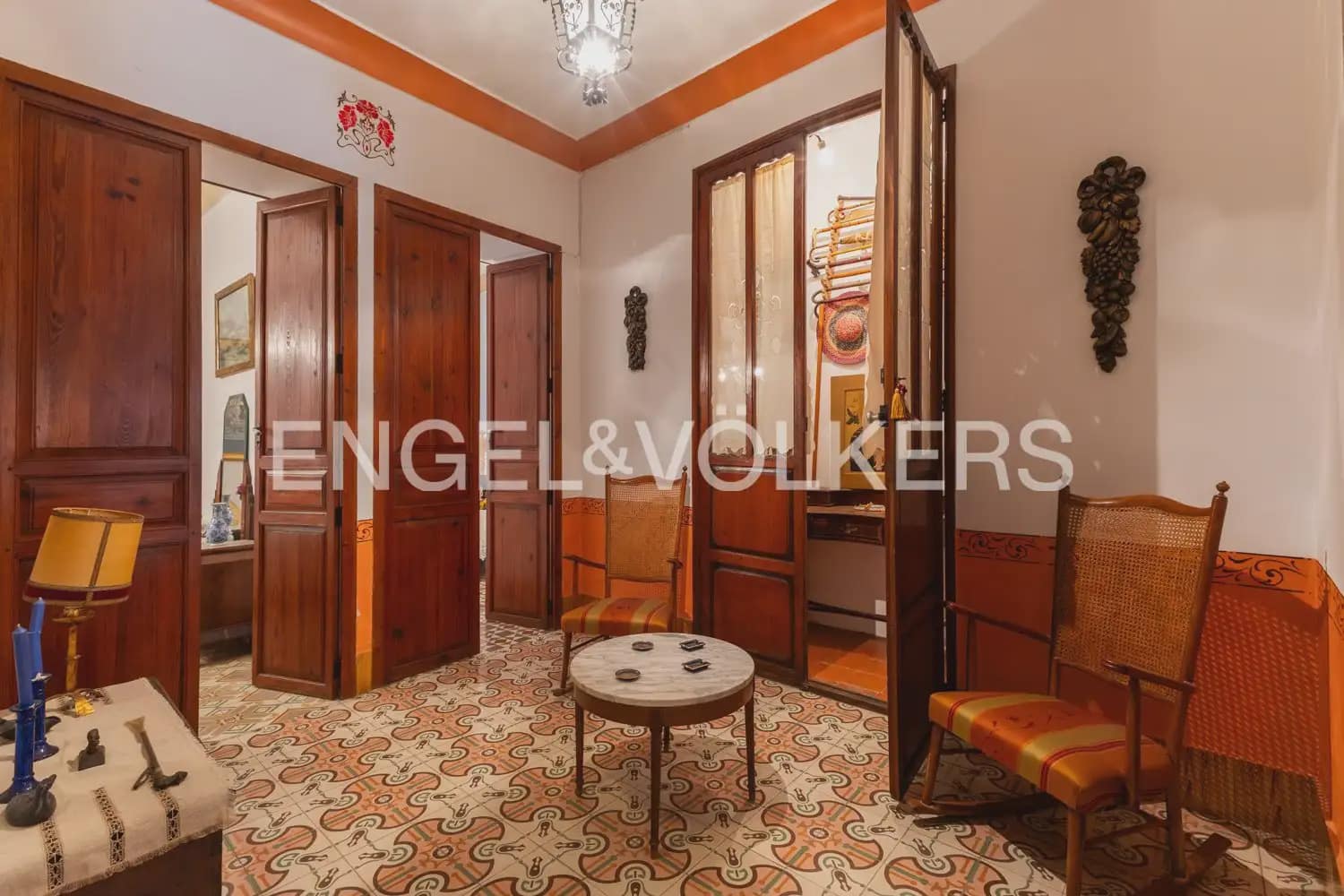 5 bedroom Townhouse for sale in Montesa with garage - € 199,000 (Ref: 9898082)