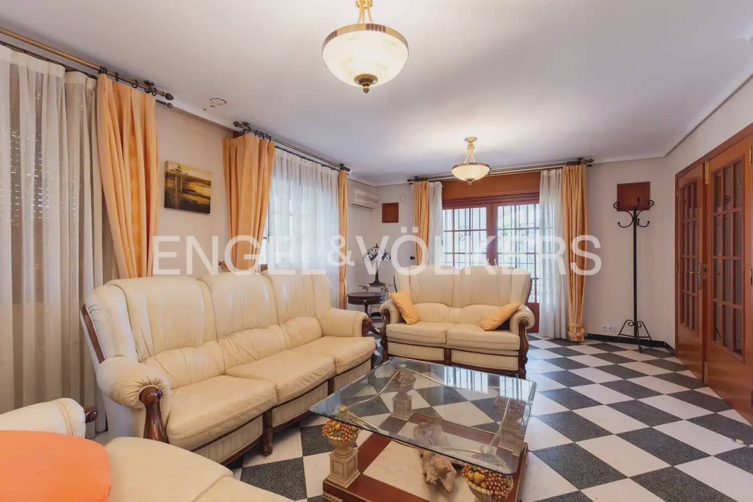 7 chambre Villa/Maison à vendre à Oropesa  avec piscine garage - 775 000 € (Ref: 9898083)