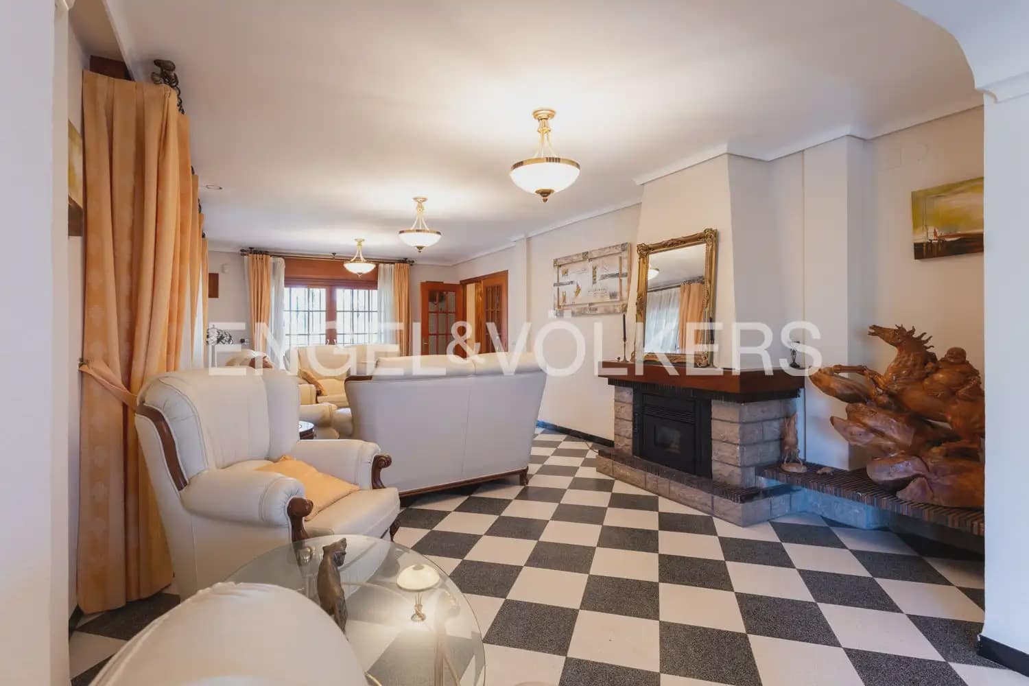 7 chambre Villa/Maison à vendre à Oropesa  avec piscine garage - 775 000 € (Ref: 9898083)