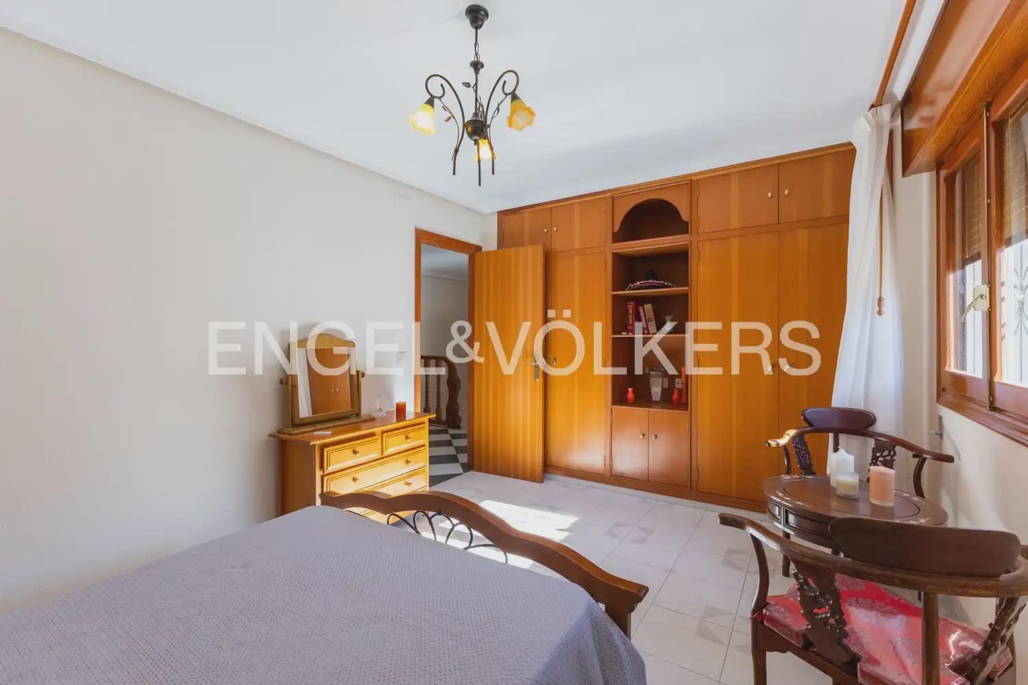 7 chambre Villa/Maison à vendre à Oropesa  avec piscine garage - 775 000 € (Ref: 9898083)