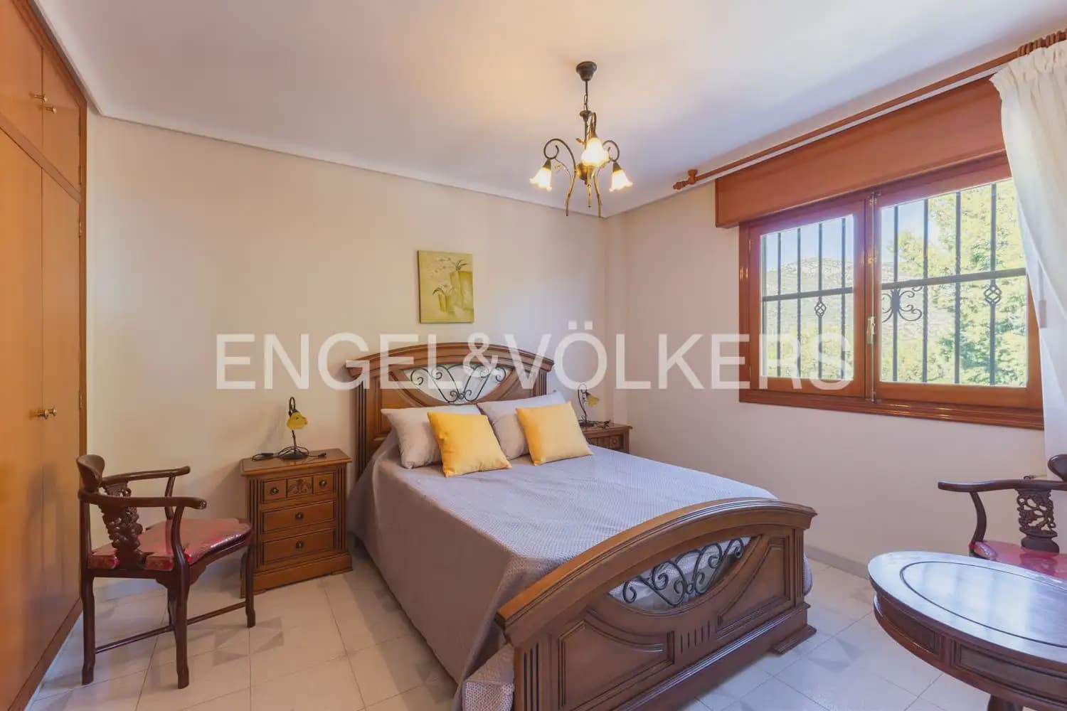 7 chambre Villa/Maison à vendre à Oropesa  avec piscine garage - 775 000 € (Ref: 9898083)