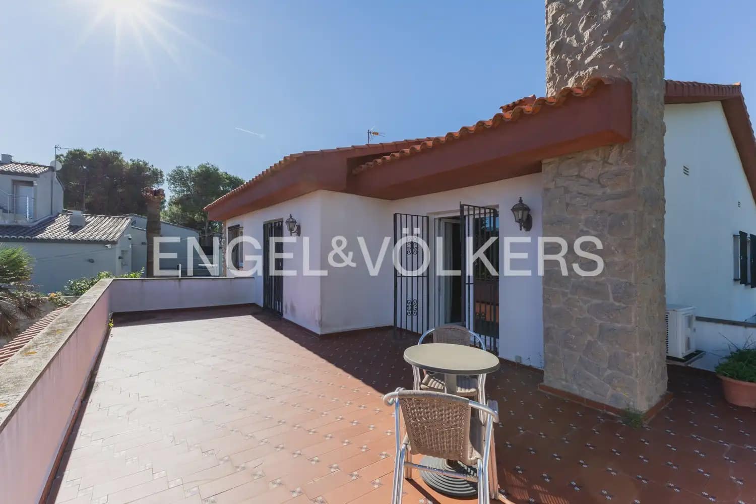 7 chambre Villa/Maison à vendre à Oropesa  avec piscine garage - 775 000 € (Ref: 9898083)