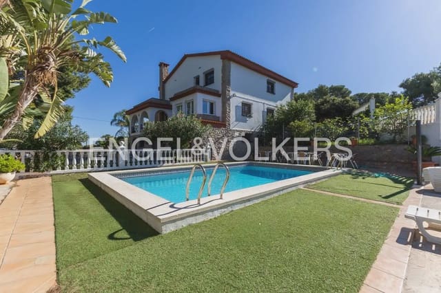 7 sovrum Villa till salu i Oropesa  med pool garage - 775 000 € (Ref: 9898083)