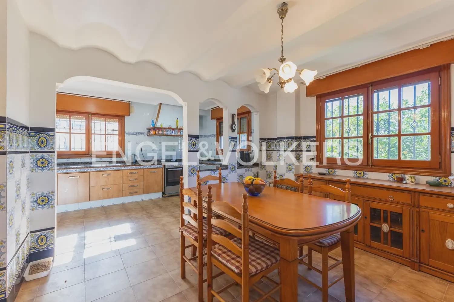7 chambre Villa/Maison à vendre à Oropesa  avec piscine garage - 775 000 € (Ref: 9898083)