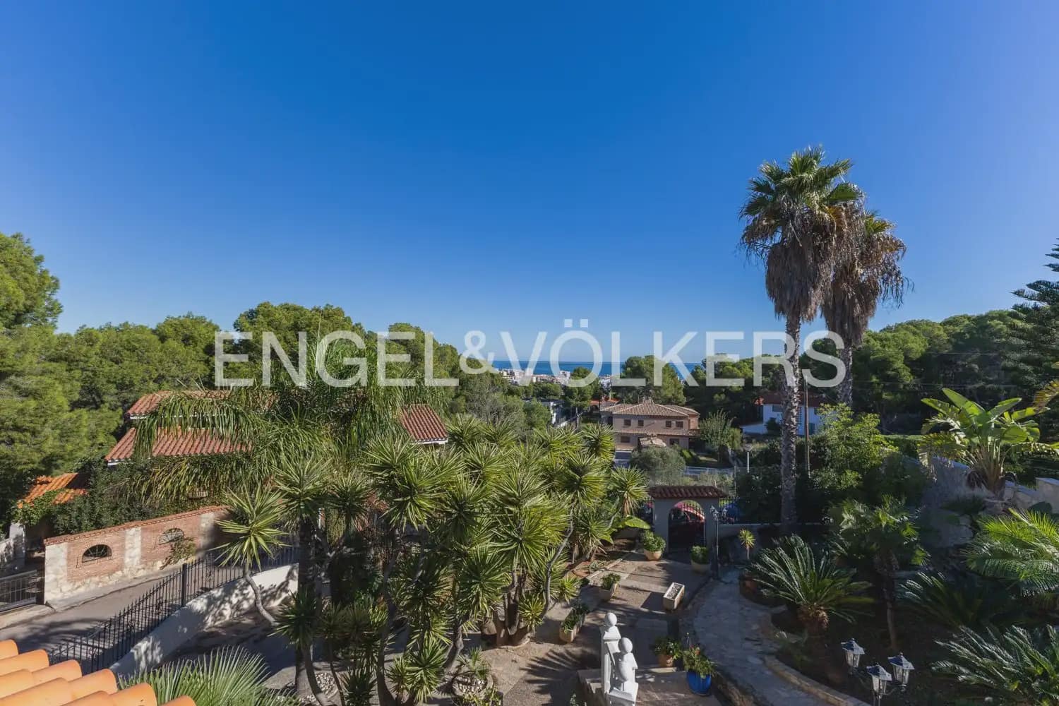 7 chambre Villa/Maison à vendre à Oropesa  avec piscine garage - 775 000 € (Ref: 9898083)