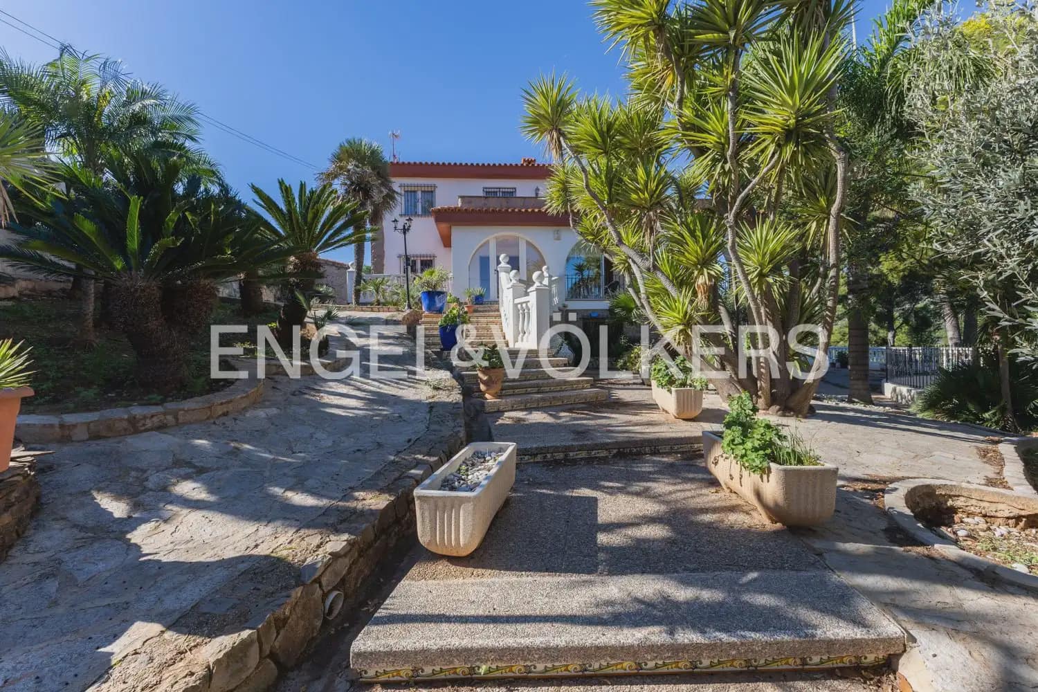 7 chambre Villa/Maison à vendre à Oropesa  avec piscine garage - 775 000 € (Ref: 9898083)