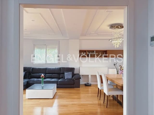 5 bedroom Villa for rent in El Vedat de Torrente, Torrent with pool garage - € 6,000 (Ref: 9898089)