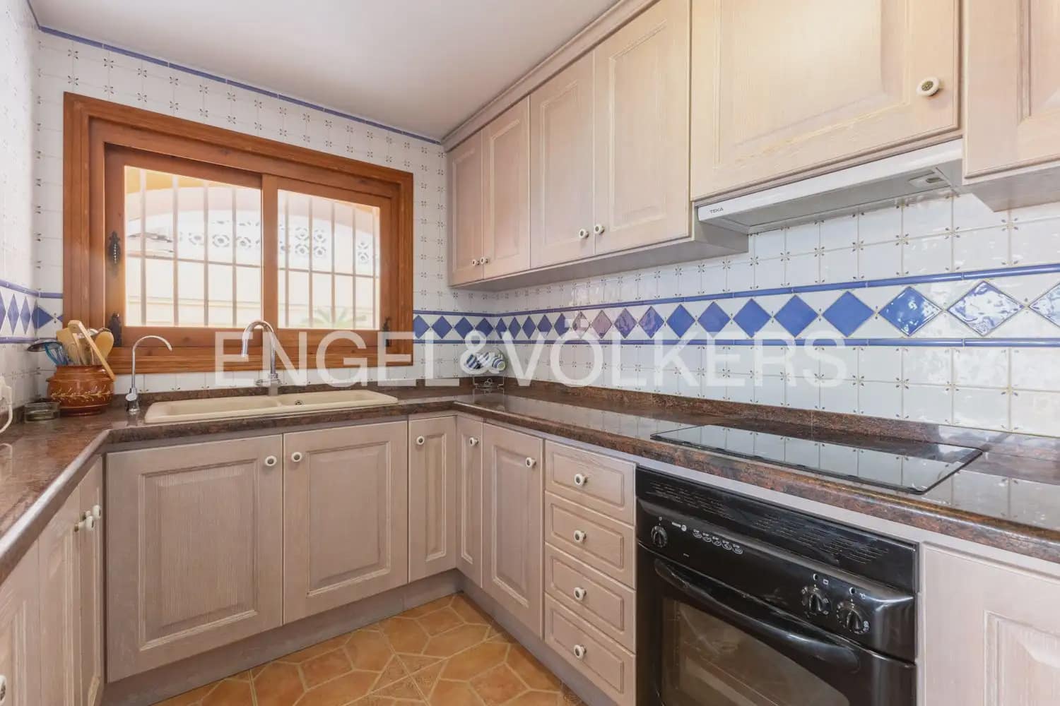 Chalet de 3 habitaciones en Javea / Xàbia en venta con garaje - 795.000 € (Ref: 9898090)
