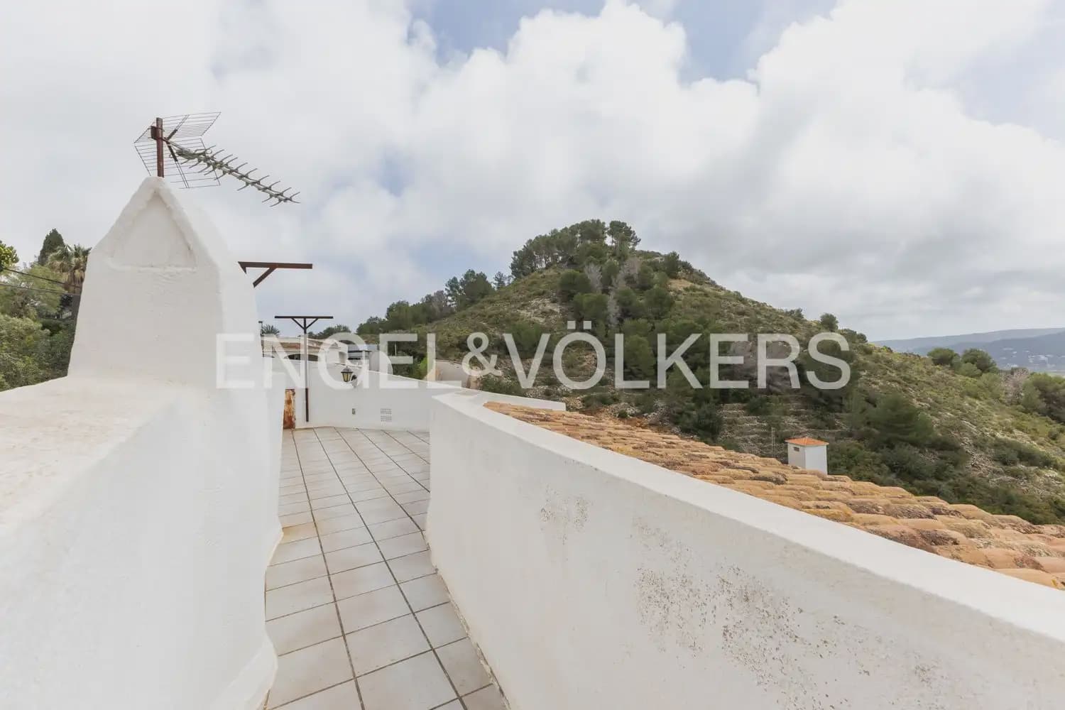 Chalet de 3 habitaciones en Javea / Xàbia en venta con garaje - 795.000 € (Ref: 9898090)