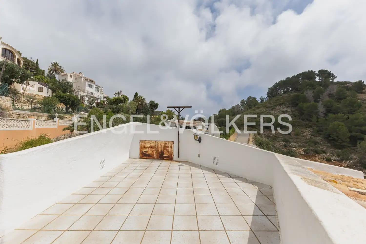 Chalet de 3 habitaciones en Javea / Xàbia en venta con garaje - 795.000 € (Ref: 9898090)