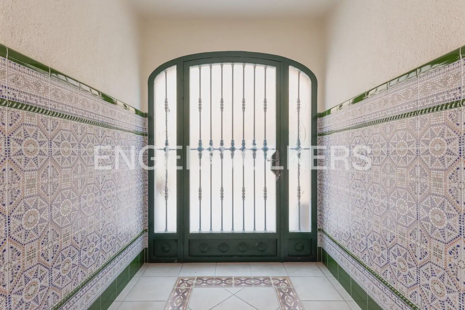 Chalet de 3 habitaciones en Javea / Xàbia en venta con garaje - 795.000 € (Ref: 9898090)