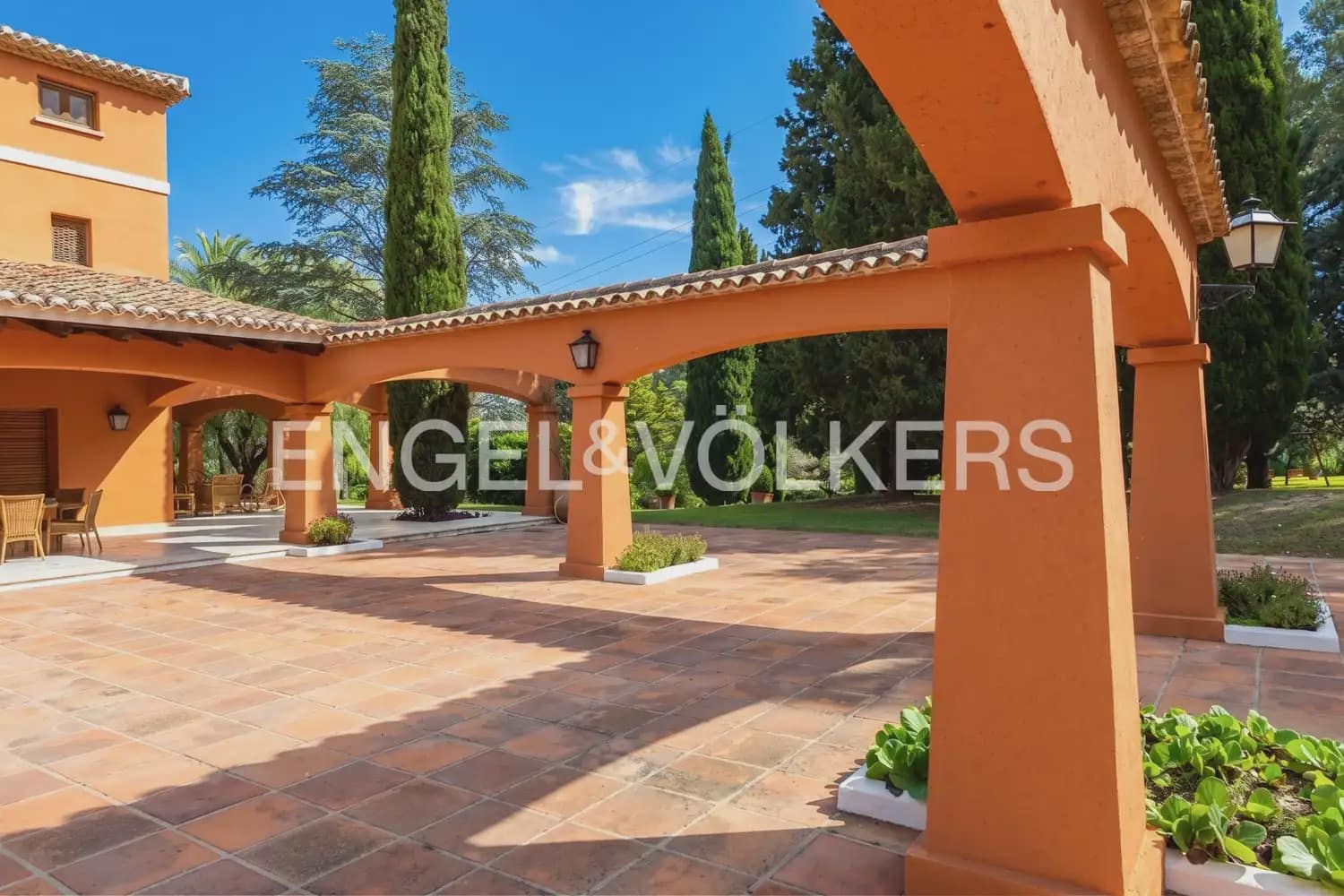 9 bedroom Finca/Country House for sale in Ontinyent with pool garage - € 1,190,000 (Ref: 9898091)
