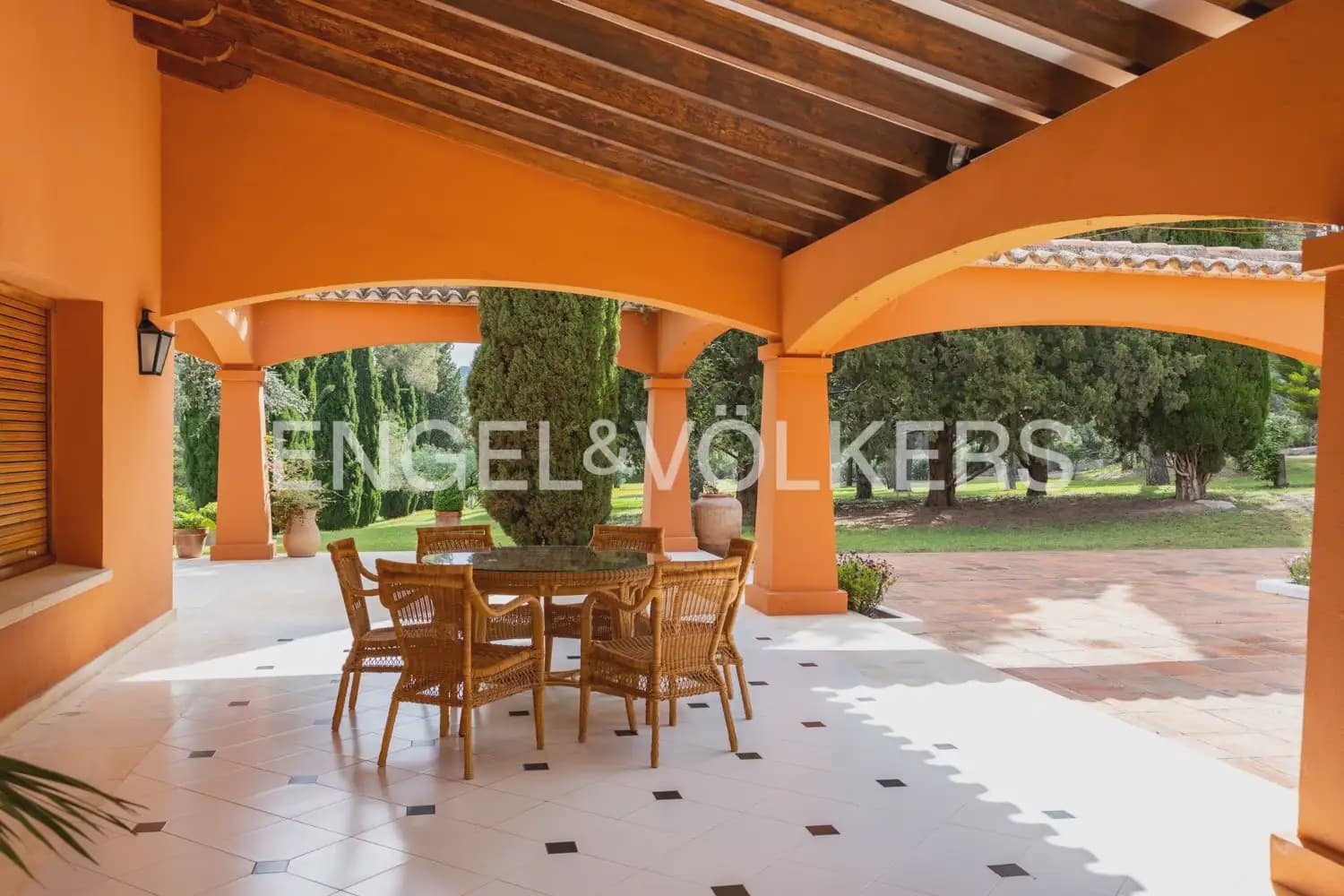 9 bedroom Finca/Country House for sale in Ontinyent with pool garage - € 1,190,000 (Ref: 9898091)