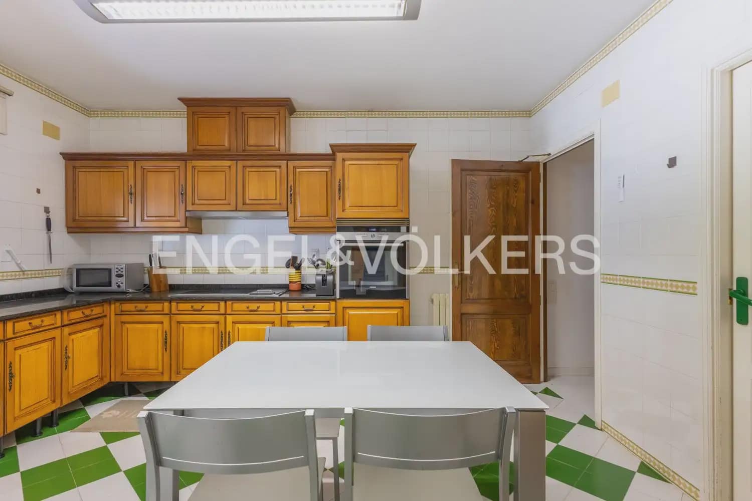 9 bedroom Finca/Country House for sale in Ontinyent with pool garage - € 1,190,000 (Ref: 9898091)