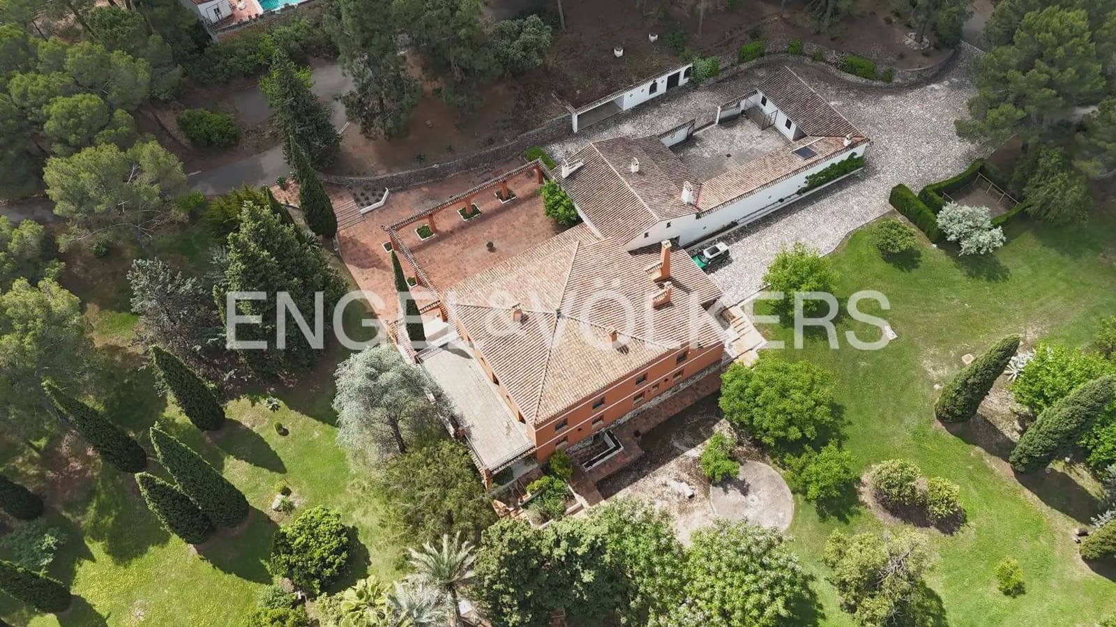 9 bedroom Finca/Country House for sale in Ontinyent with pool garage - € 1,190,000 (Ref: 9898091)