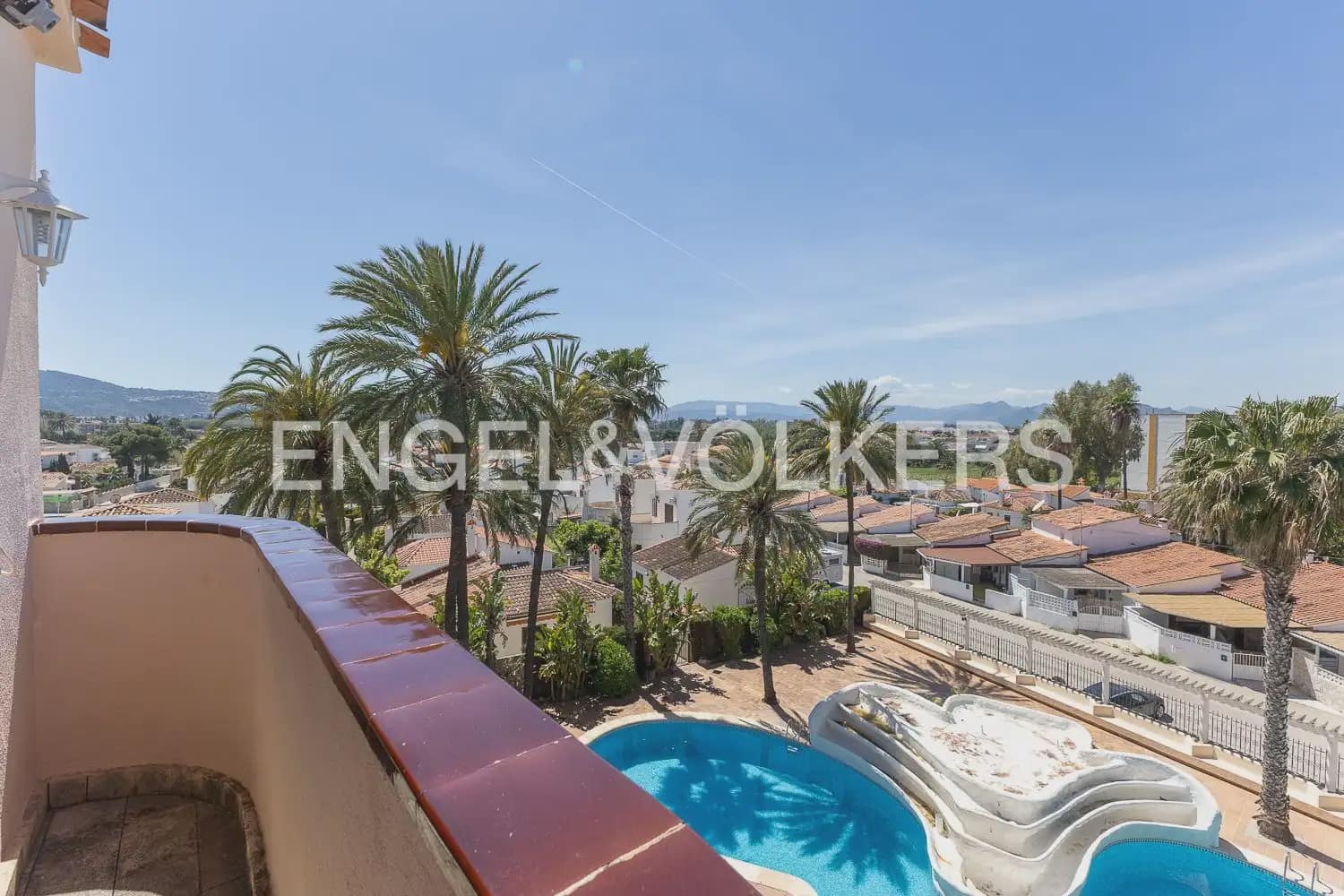 2 soverom Penthouse til salgs i Denia med svømmebasseng - € 477 000 (Ref: 9898094)