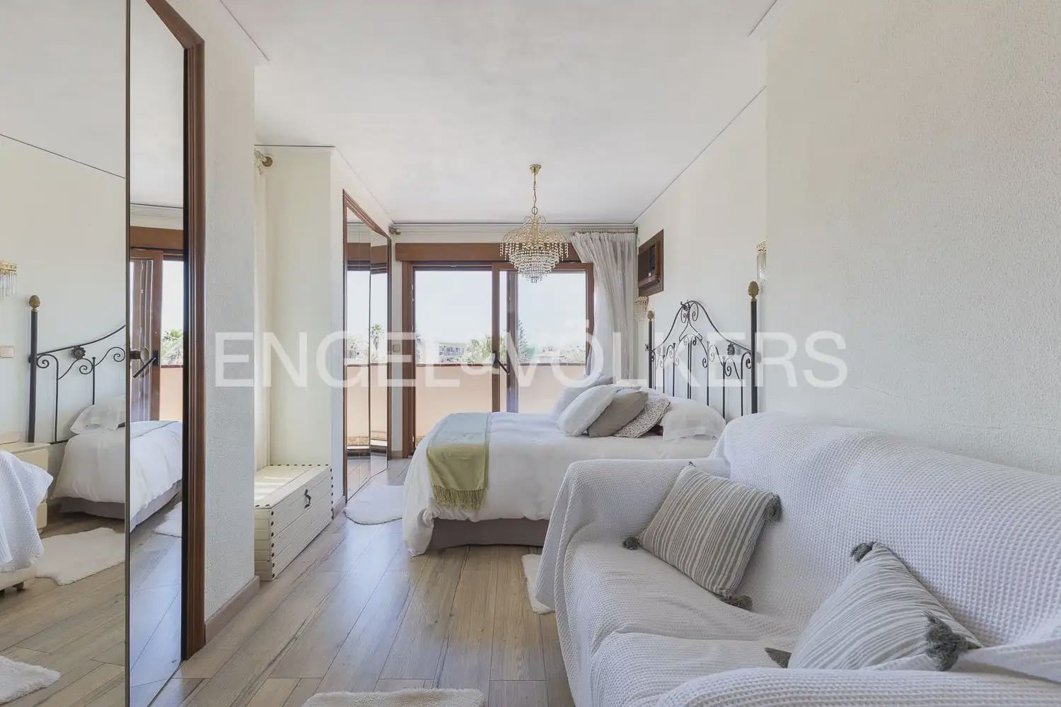 2 soverom Penthouse til salgs i Denia med svømmebasseng - € 477 000 (Ref: 9898094)