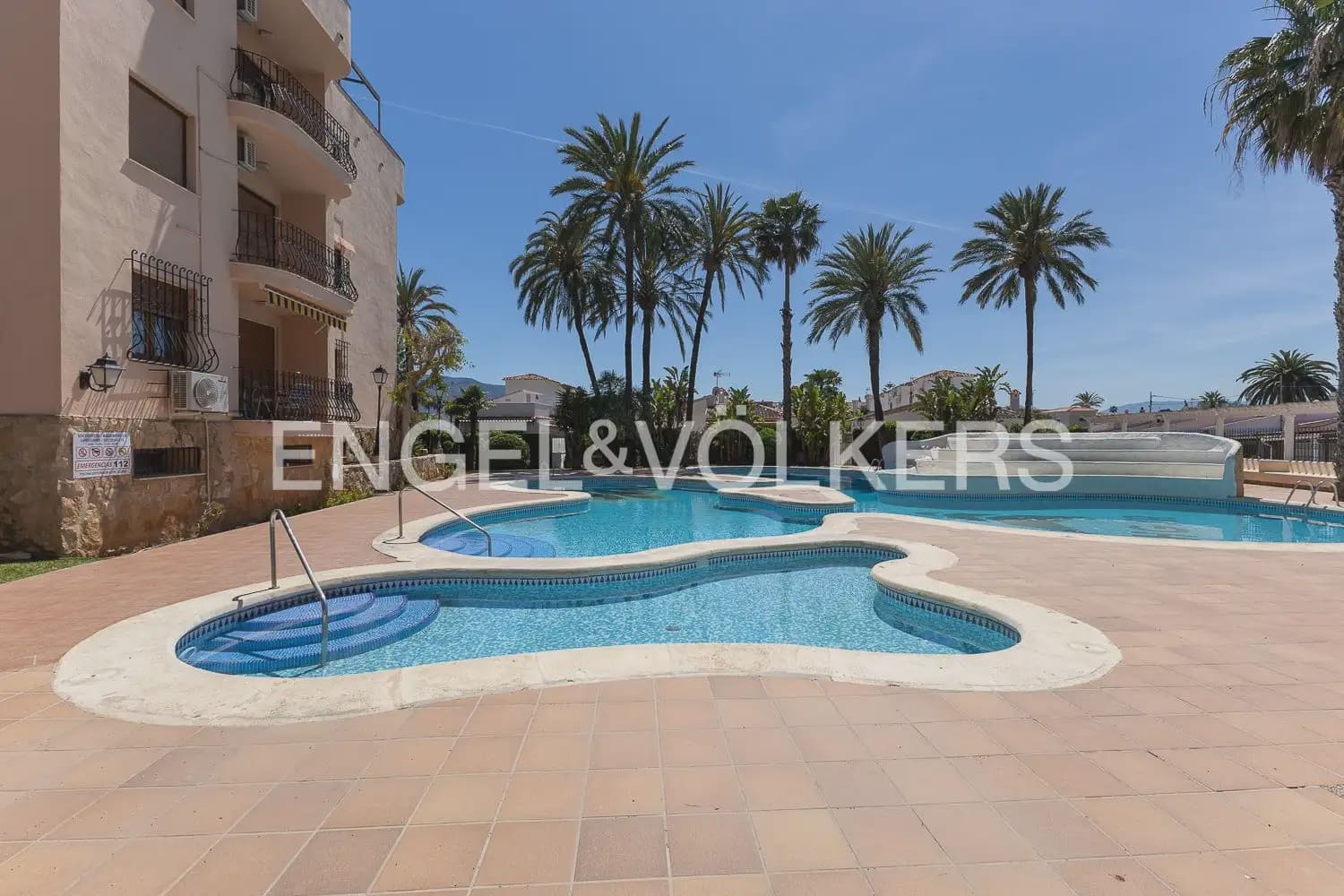2 soverom Penthouse til salgs i Denia med svømmebasseng - € 477 000 (Ref: 9898094)