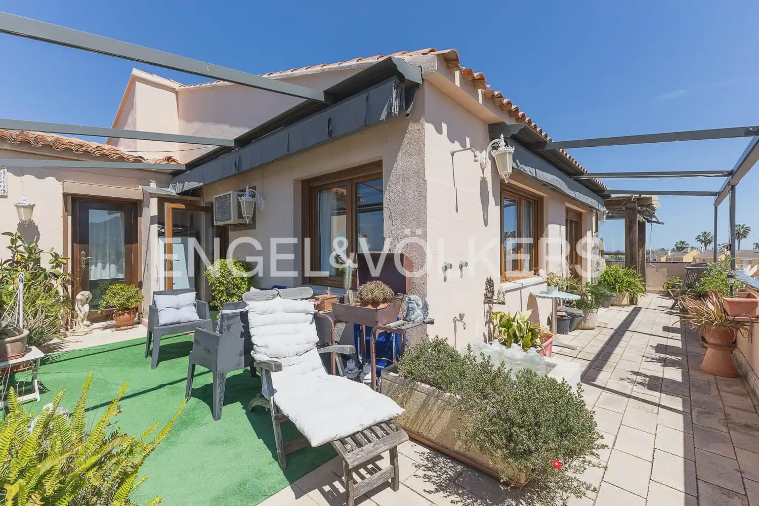 2 soverom Penthouse til salgs i Denia med svømmebasseng - € 477 000 (Ref: 9898094)