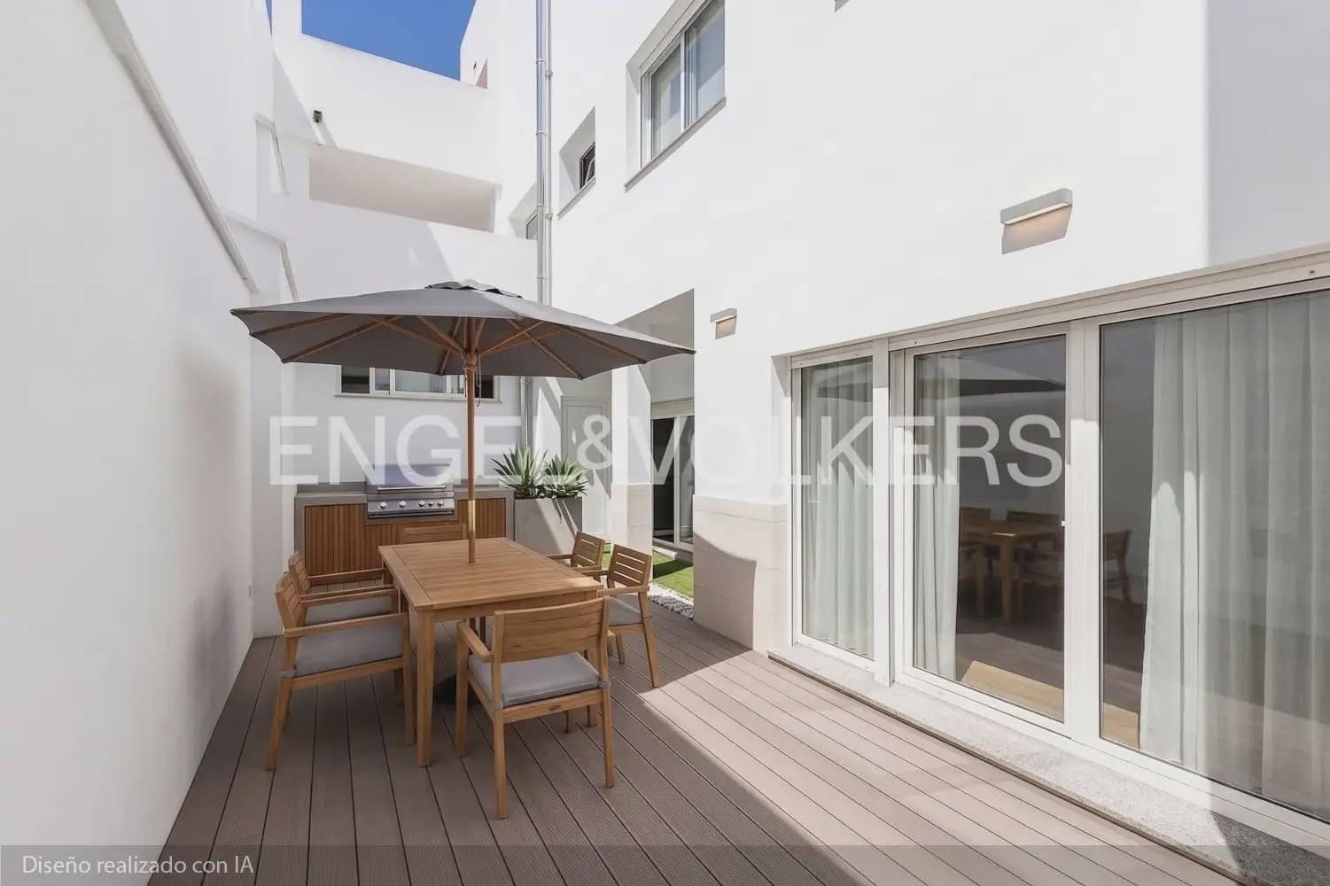6 bedroom Townhouse for sale in Villanueva de Castellon with garage - € 315,000 (Ref: 9898095)