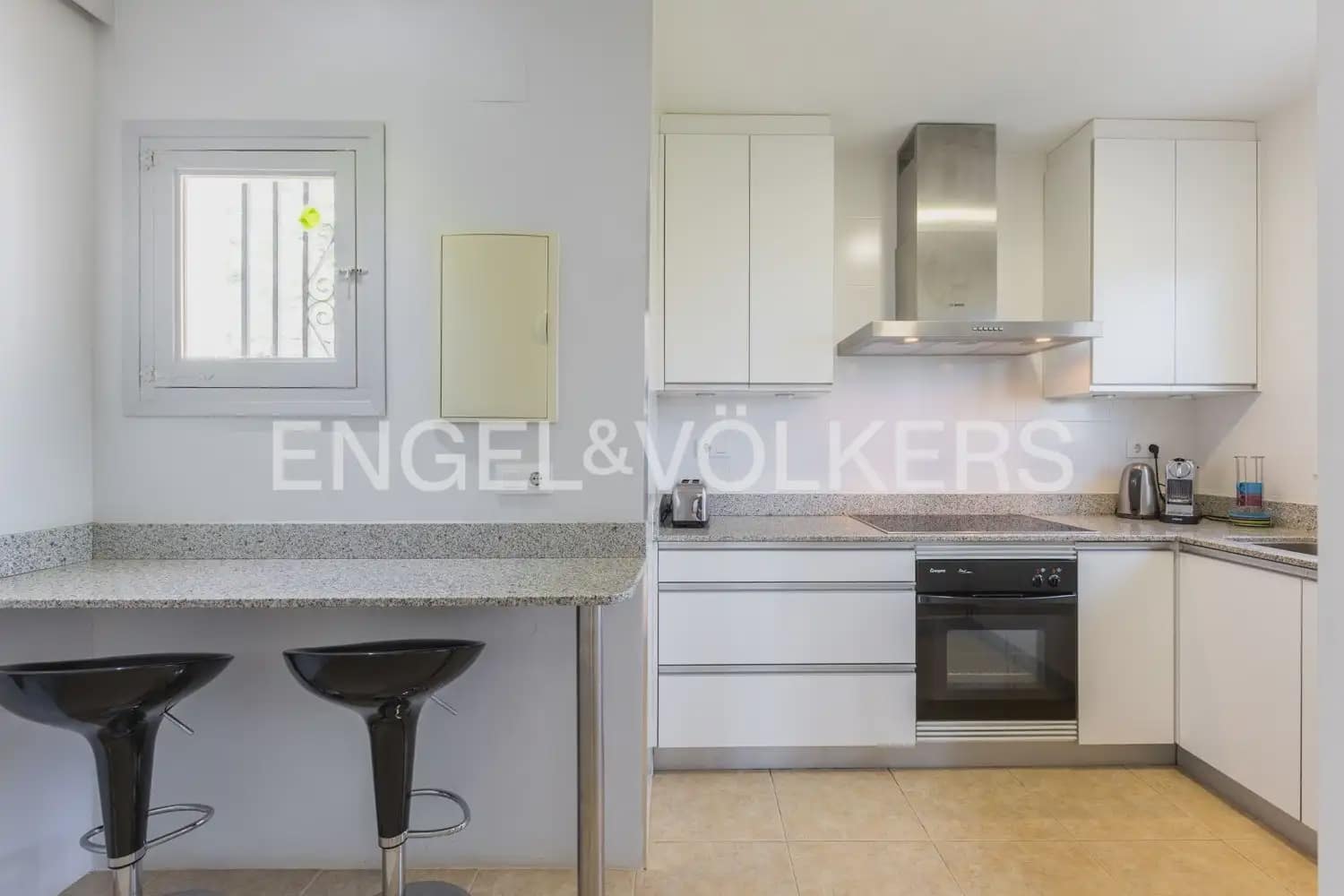 5 sovrum Villa till salu i Denia med pool garage - 695 000 € (Ref: 9898098)