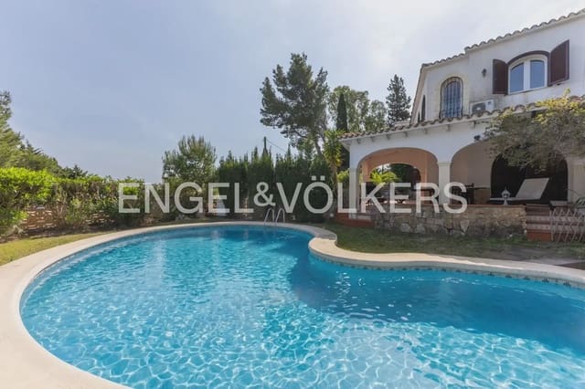 5 sovrum Villa till salu i El Montgó, Dénia med pool garage - 695 000 € (Ref: 9898098)