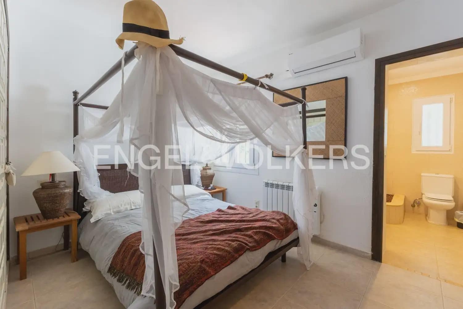 5 sovrum Villa till salu i Denia med pool garage - 695 000 € (Ref: 9898098)
