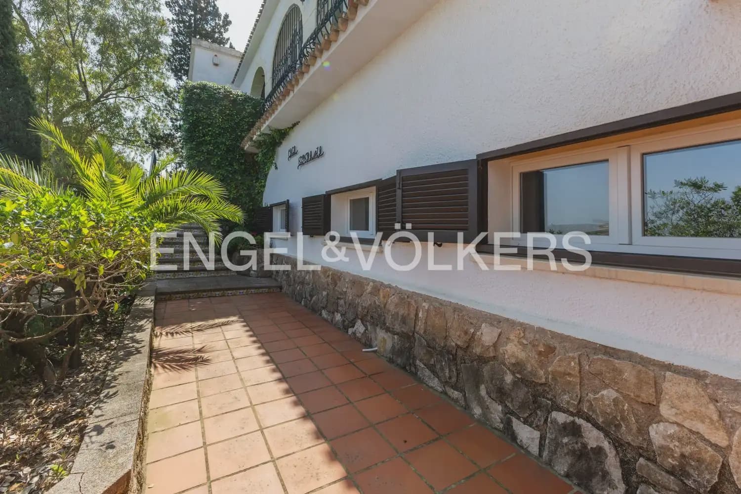 5 sovrum Villa till salu i Denia med pool garage - 695 000 € (Ref: 9898098)