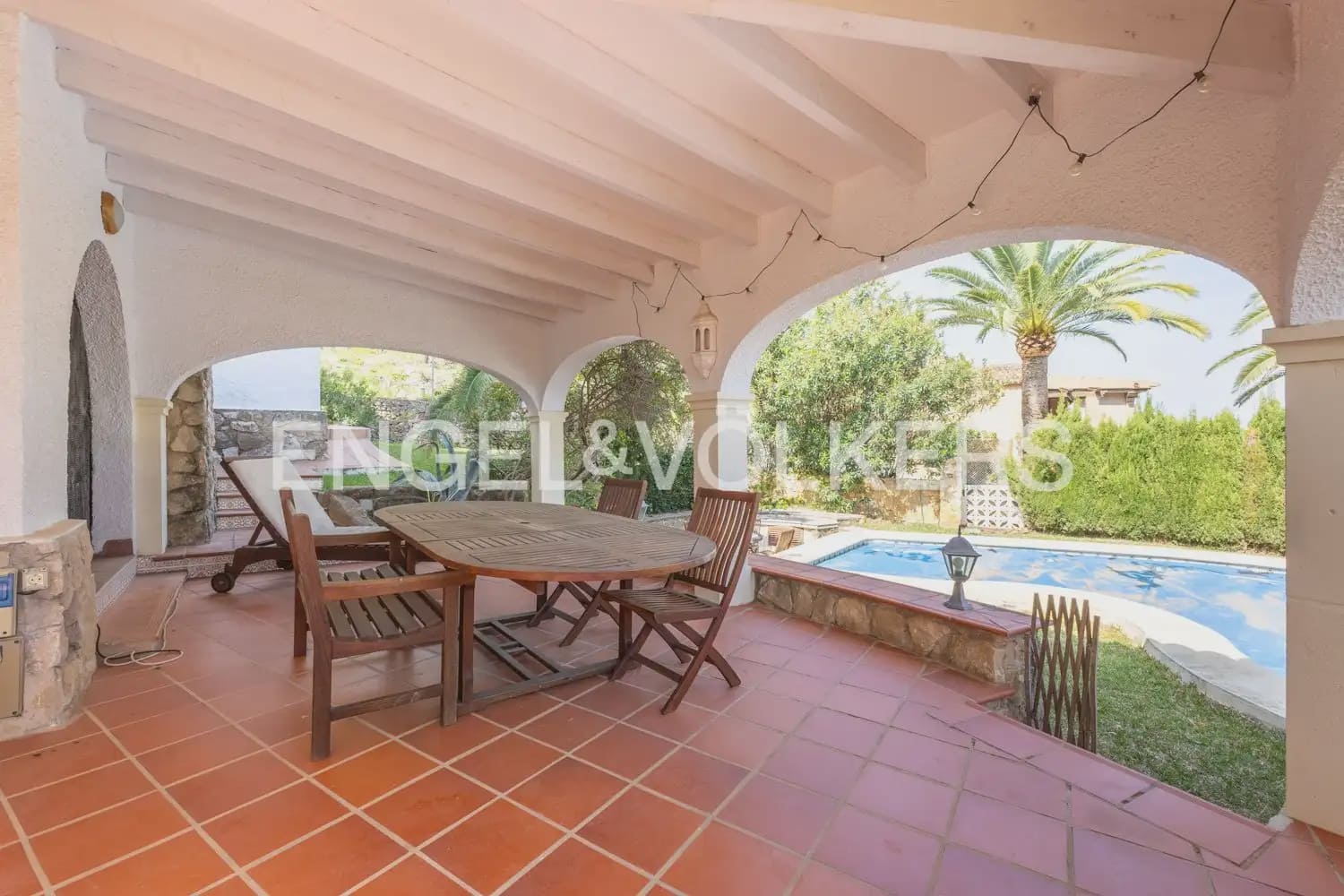 5 sovrum Villa till salu i Denia med pool garage - 695 000 € (Ref: 9898098)