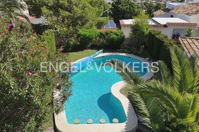 5 sovrum Villa till salu i El Montgó, Dénia med pool garage - 695 000 € (Ref: 9898098)