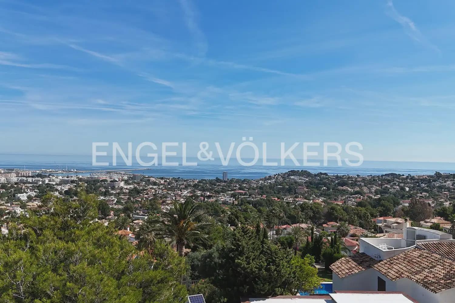 5 sovrum Villa till salu i Denia med pool garage - 695 000 € (Ref: 9898098)
