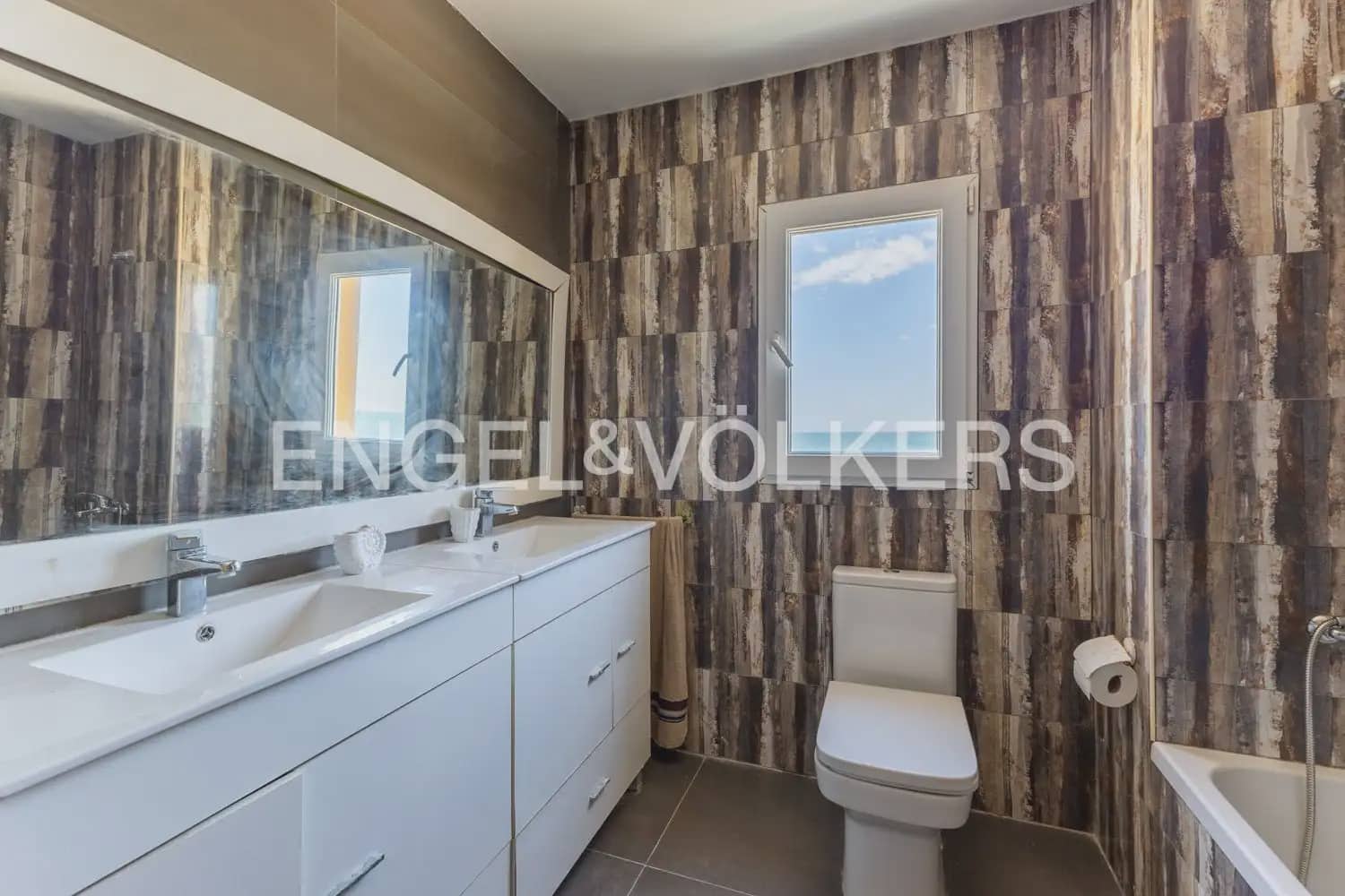4 chambre Villa/Maison à vendre à Sueca avec garage - 470 000 € (Ref: 9898100)