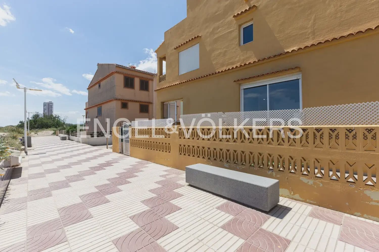 4 chambre Villa/Maison à vendre à Sueca avec garage - 470 000 € (Ref: 9898100)