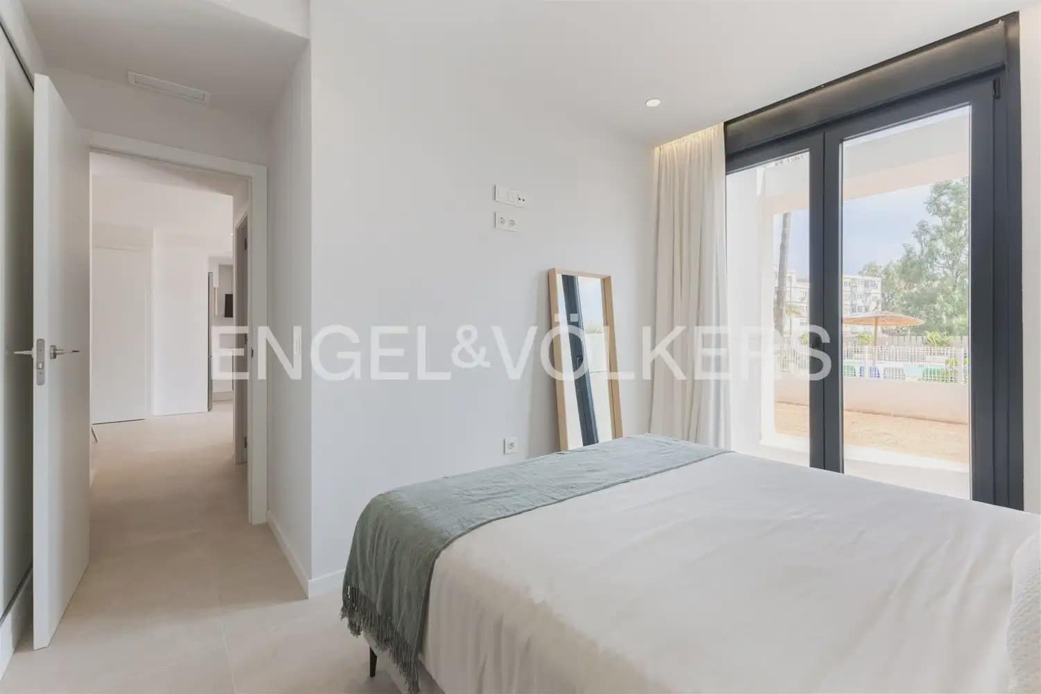Apartamento de 3 habitaciones en Dénia en venta con piscina - 499.000 € (Ref: 9898101)