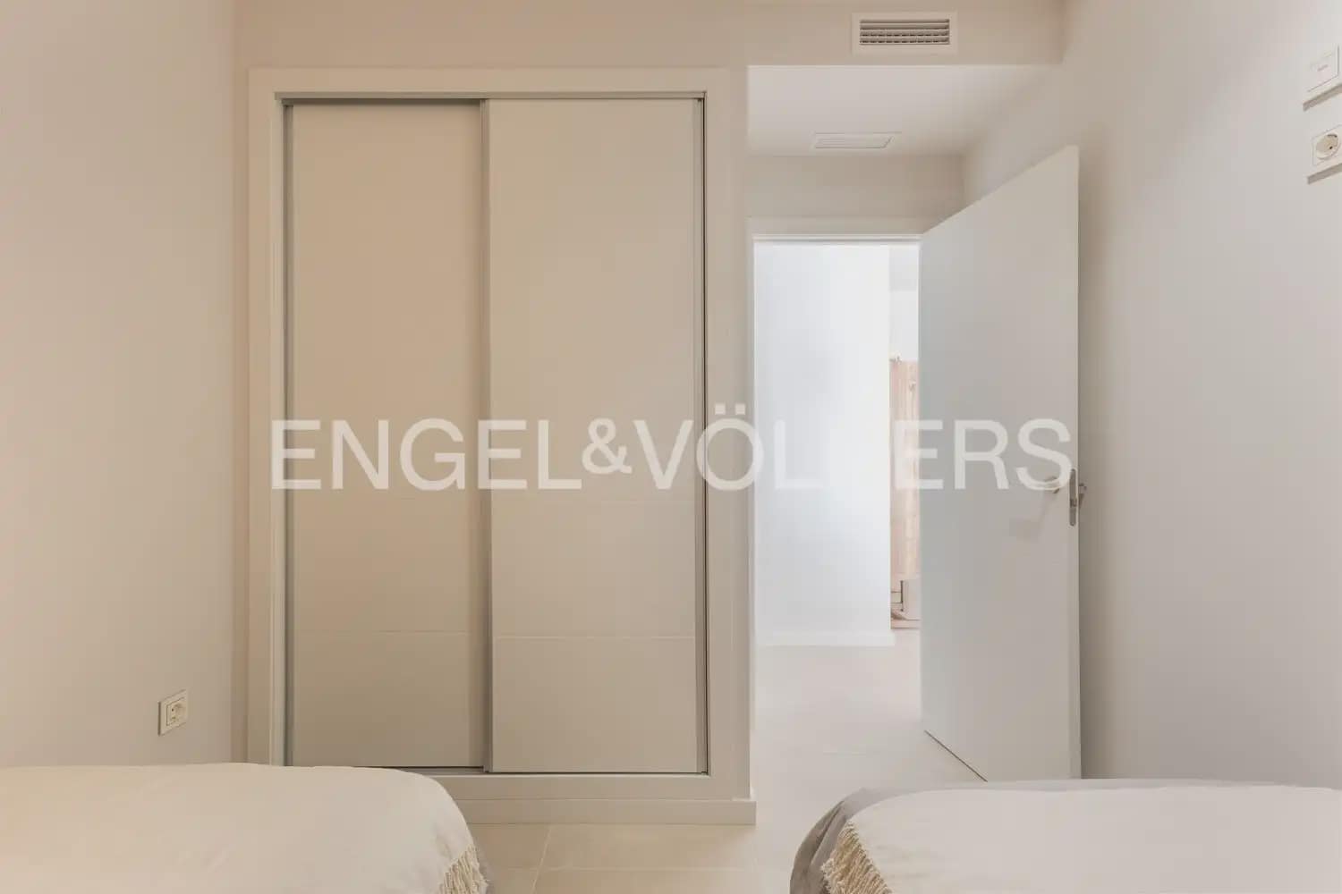 Apartamento de 3 habitaciones en Dénia en venta con piscina - 499.000 € (Ref: 9898101)