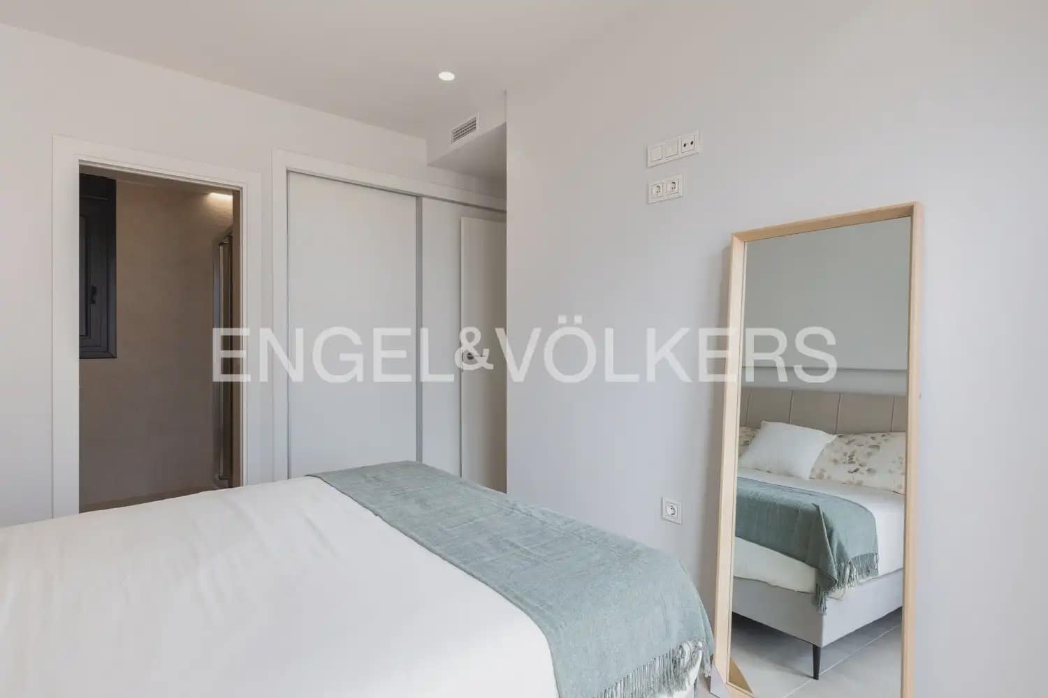 Apartamento de 3 habitaciones en Dénia en venta con piscina - 499.000 € (Ref: 9898101)