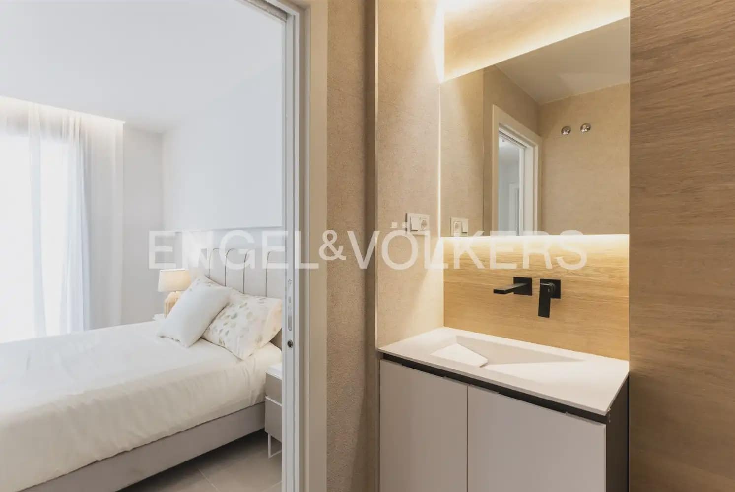 Apartamento de 3 habitaciones en Dénia en venta con piscina - 499.000 € (Ref: 9898101)