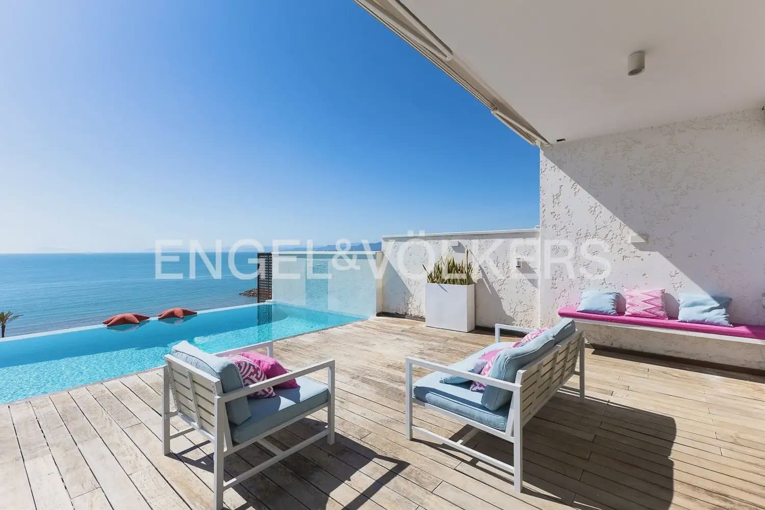 4 sovrum Villa att hyra i Cullera med pool garage - 15 000 € (Ref: 9898103)