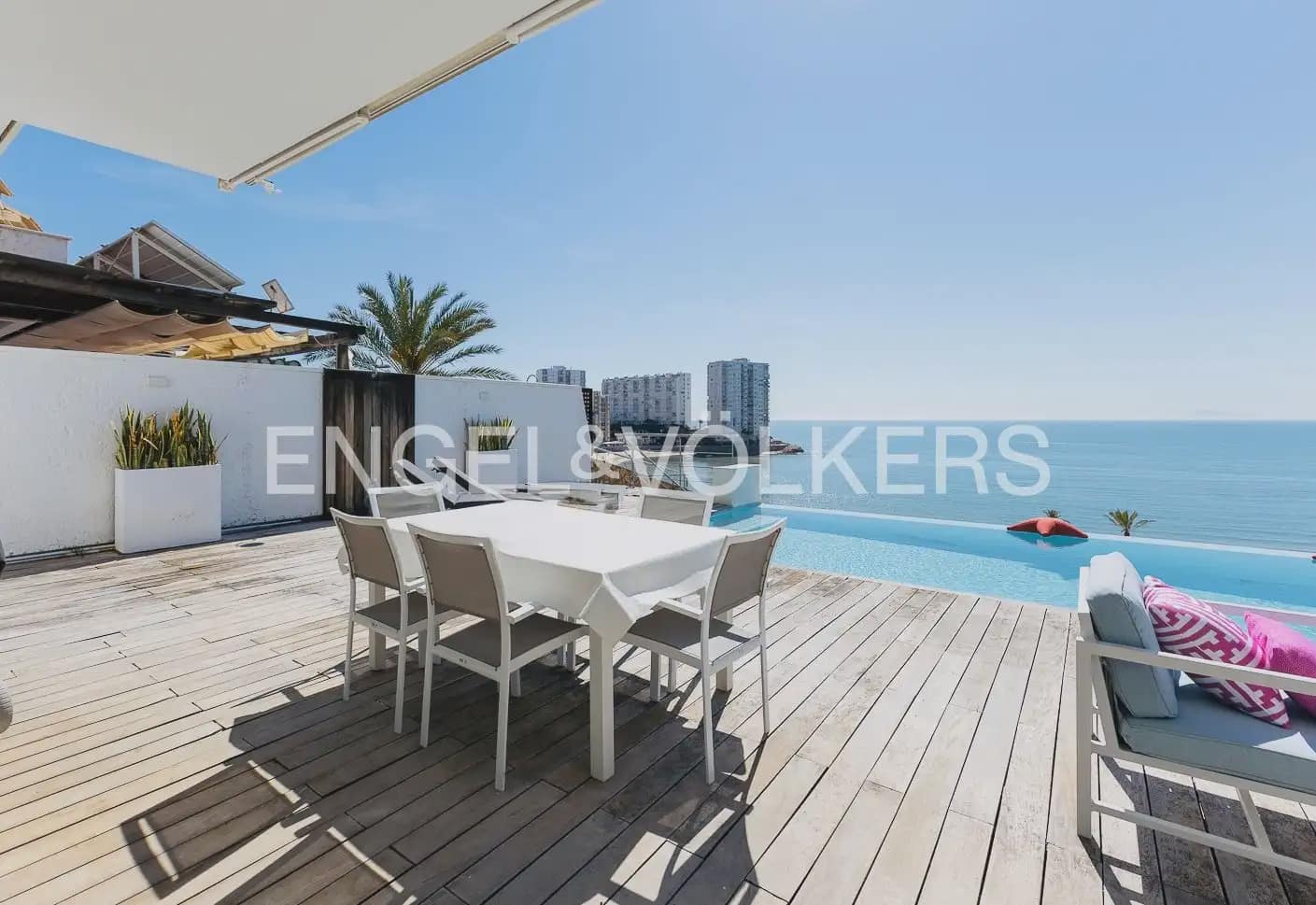 4 sovrum Villa att hyra i Cullera med pool garage - 15 000 € (Ref: 9898103)