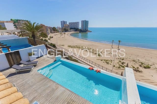 Villa/Maison de 4 chambres à louer à Faro de Cullera, Cullera avec piscine garage - 15 000 € (Ref: 9898103)
