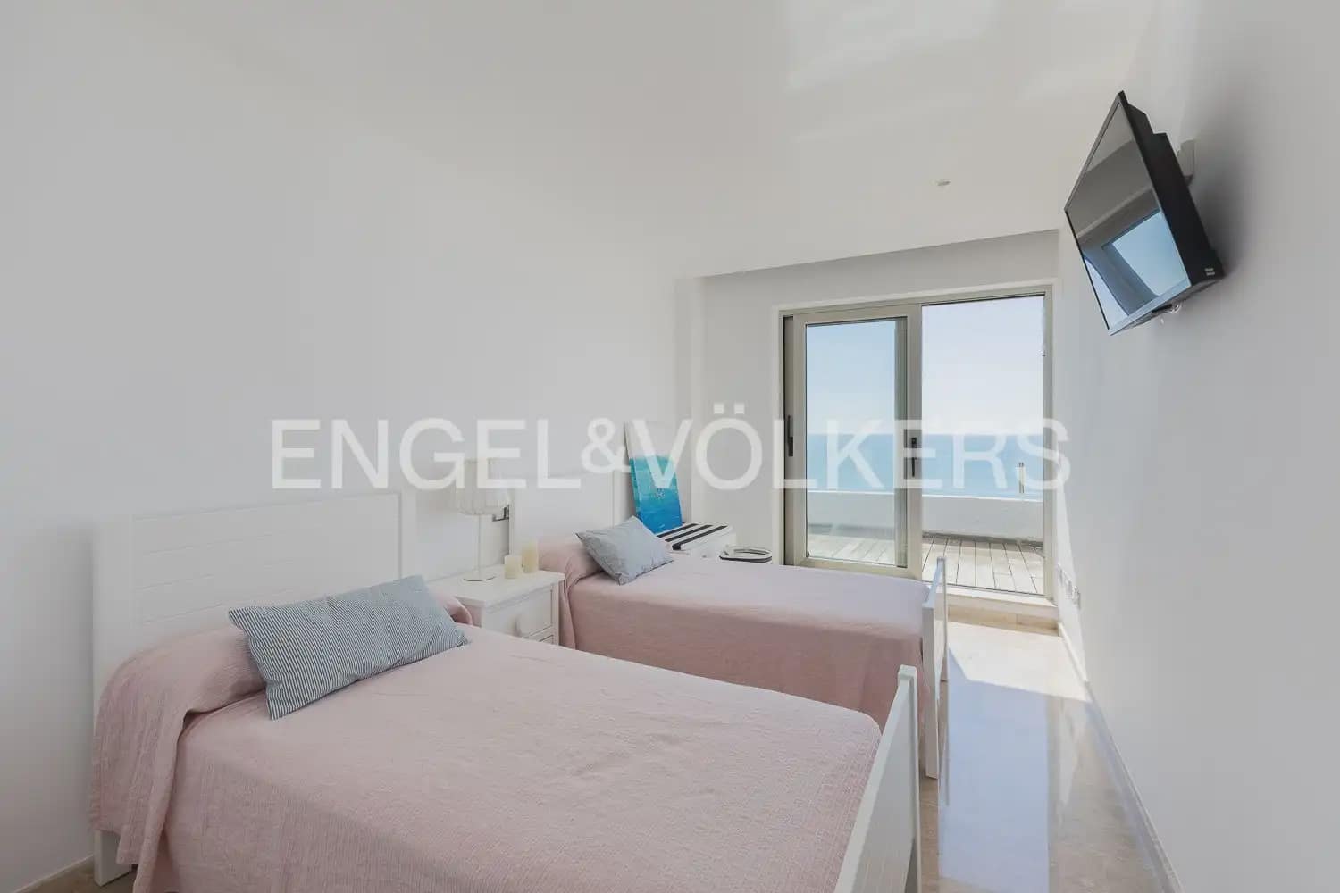 4 sovrum Villa att hyra i Cullera med pool garage - 15 000 € (Ref: 9898103)