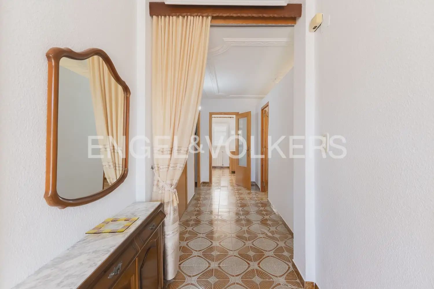 3 bedroom Bungalow for rent in Sagunto / Sagunt with garage - € 1,200 (Ref: 9898106)